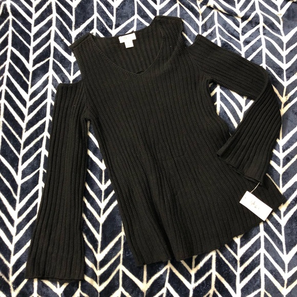 Style & Co. Sweaters - 🔥Style & co Cold Shoulder Black Sweater